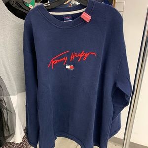 SOLD- Tommy Hilfiger Sweatshirt